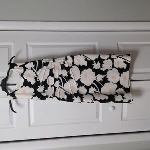 Floral dress with cinch waist zipper detail - barely worn